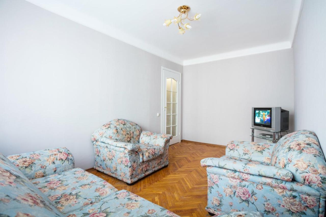 Apartment near metro Pecherskaya Kiev Exterior foto